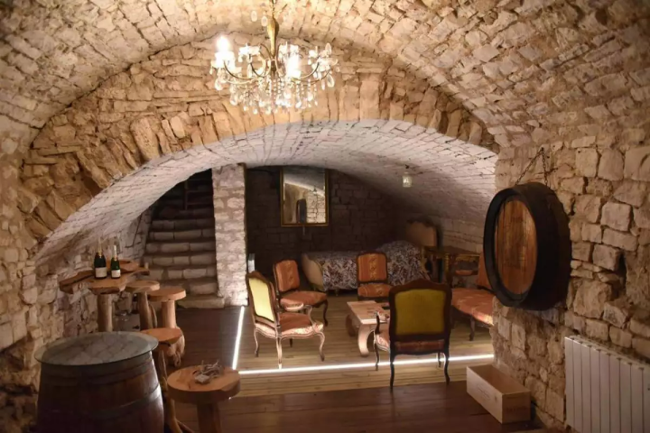 An intimate atmosphere at the heart of an authentic and elegant setting